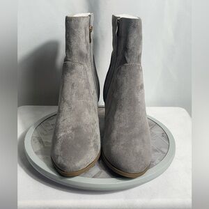 Journee Collection Gray Suede Ankle Boots WD11 Block Heel Side Zip Booties